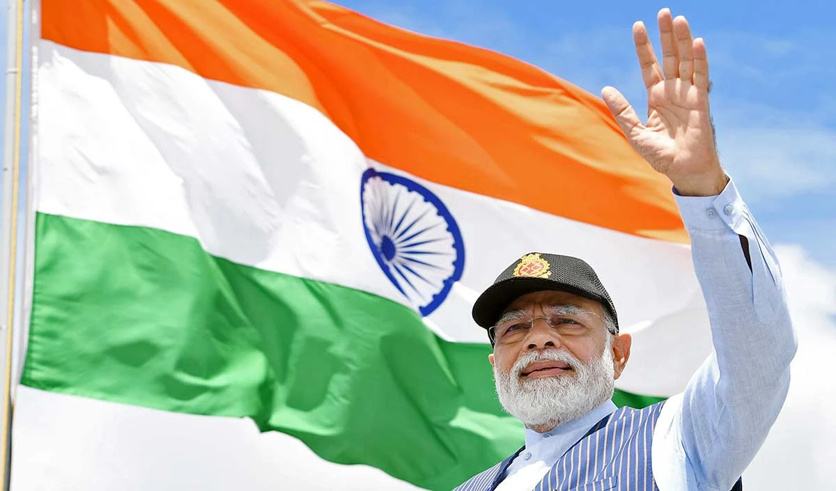 भारत की नई बुलंद तस्वीर: ‘झुकती है दुनिया, झुकाने वाला चाहिए!