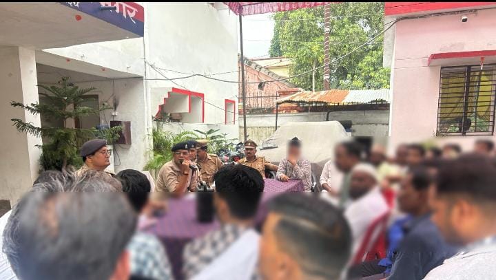 आगामी पर्वों को सकुशल सम्पन्न कराये अपर पुलिस अधीक्षक