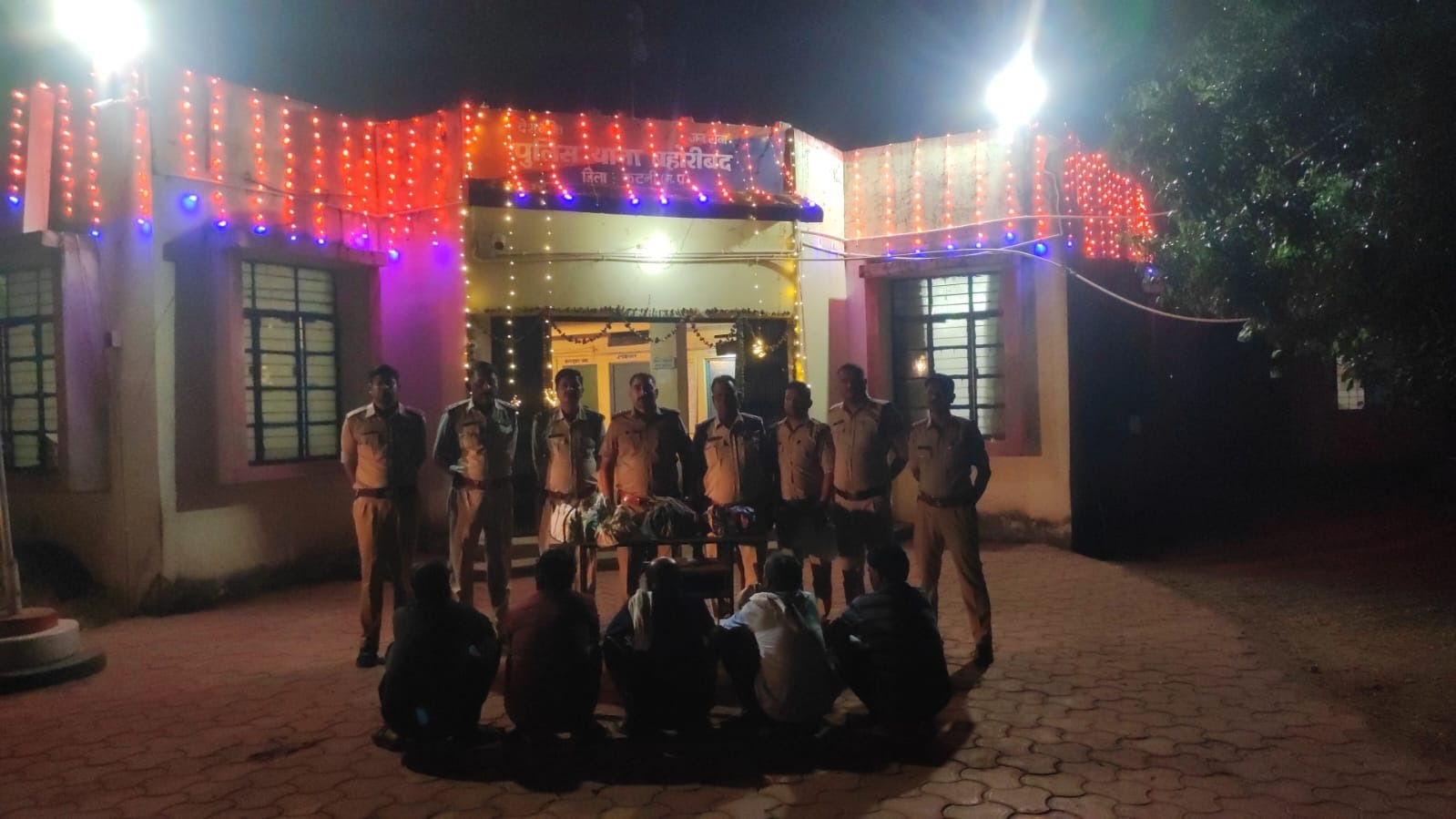 बहोरीबंद पुलिस की ताबड़तोड़ कार्रवाई — अवैध शराब विक्रेताओं पर छापेमारी, 6 प्रकरण दर्ज