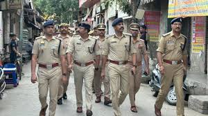 भदोही पुलिस पैदल गस्त व सुरक्षा अभियान