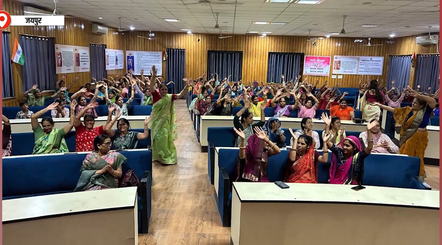 नारी चौपाल-नारी शक्ति वंदन कार्यक्रम में महिलाओं को किया जागरूक
