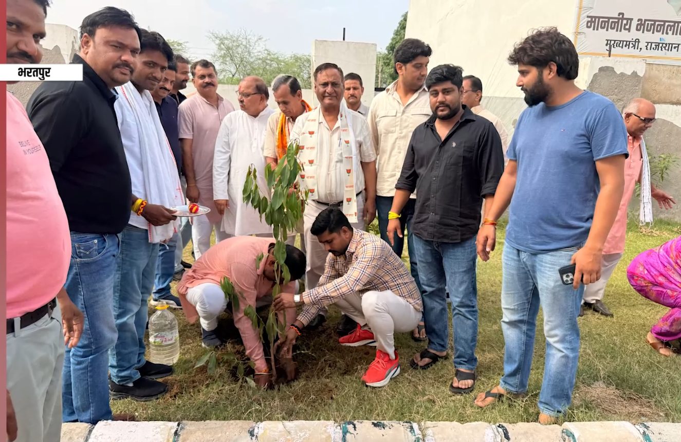‘एक पेड़ मां के नाम’ अभियान के तहत पर्यावरण दिवस पर वृक्षारोपण
