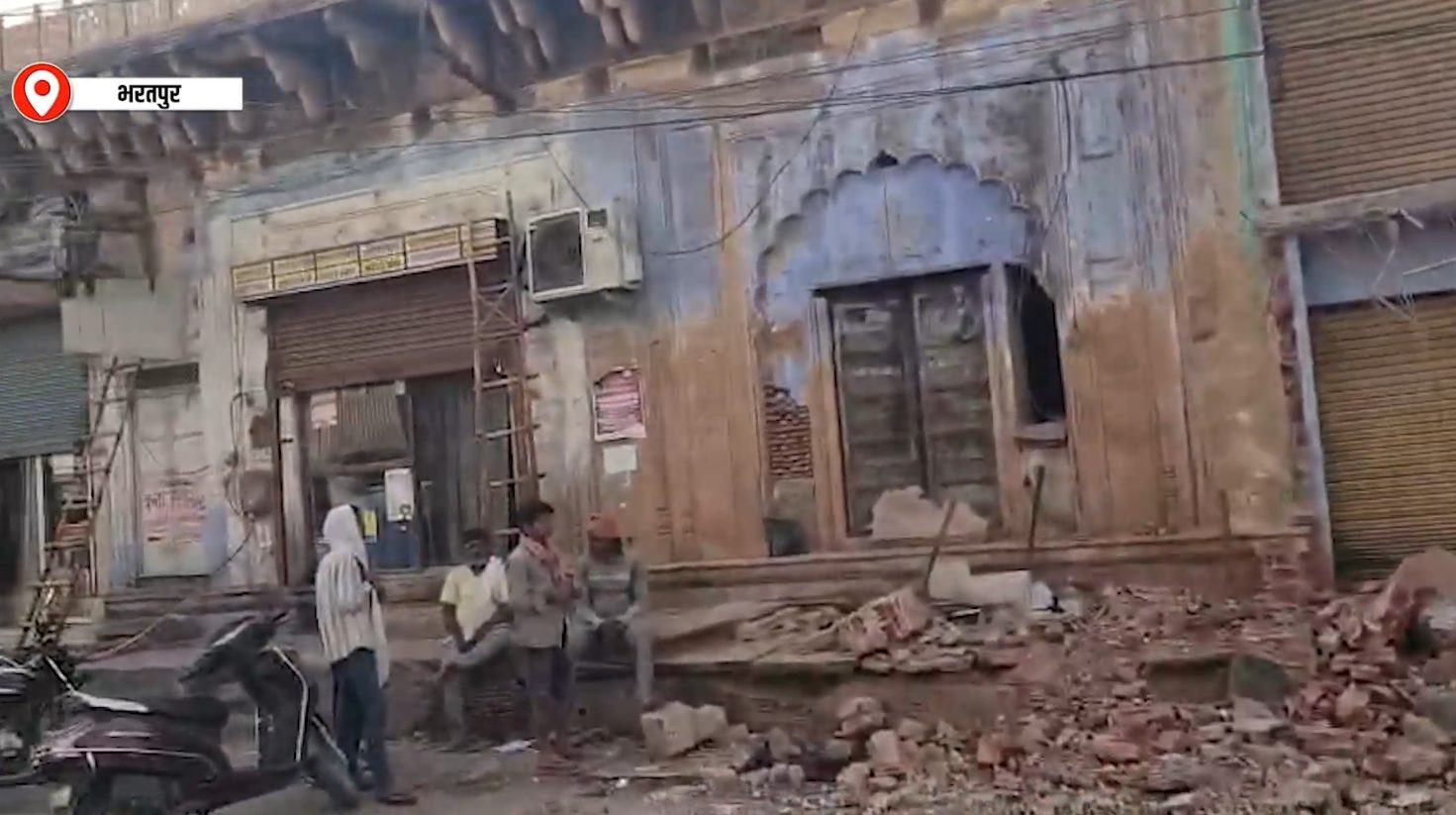 गंगा मंदिर परिसर से अवैध निर्माण हटाए गए