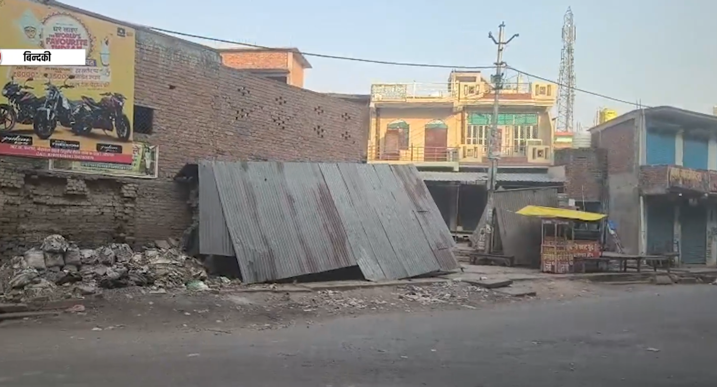 नेशनल हाईवे के नालों में ग्रामीणों के अवैध कनेक्शन, गंदे पानी से सड़कें हो रही खराब