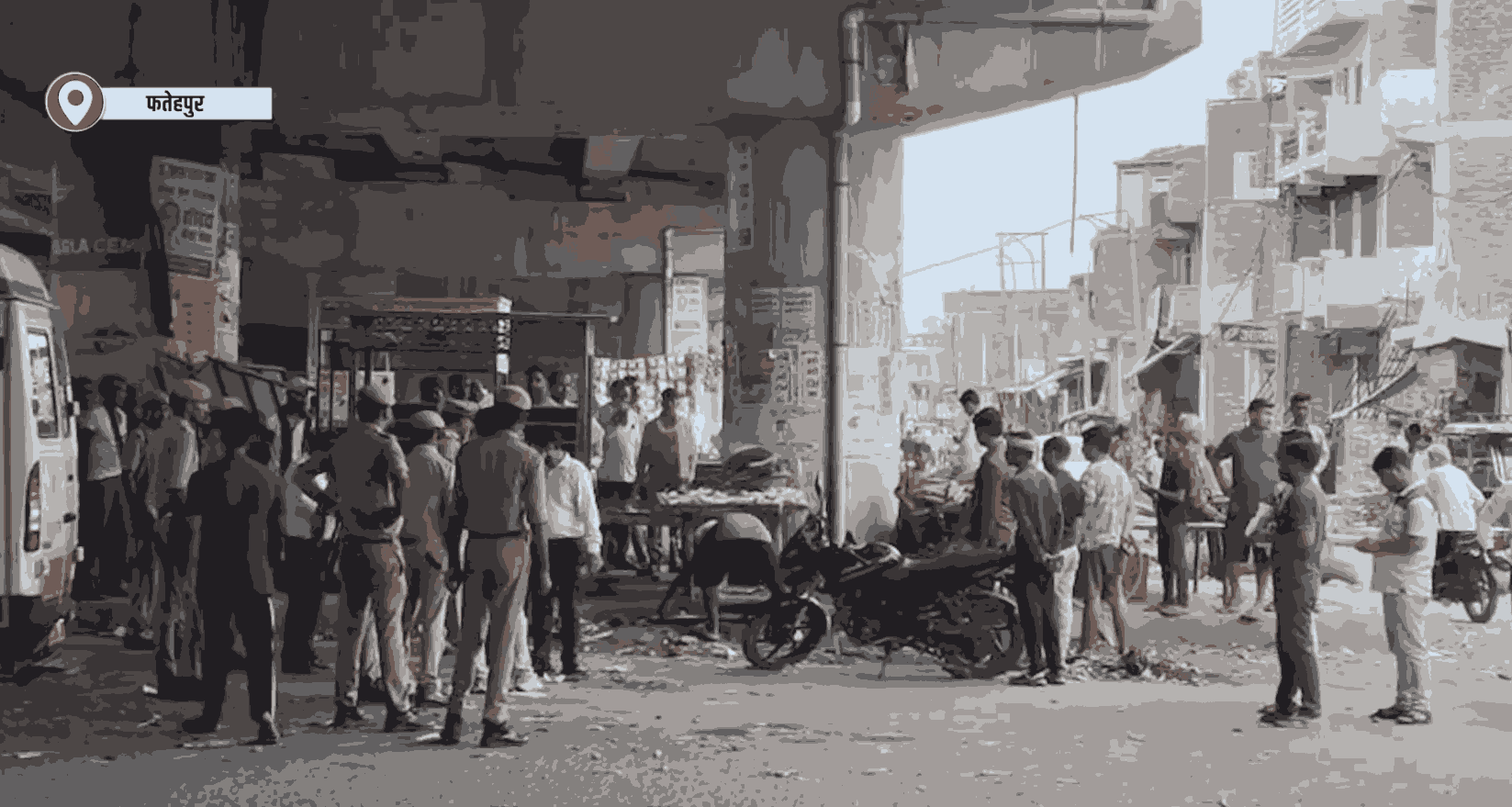 “फतेहपुर: कार्रवाई के बाद फिर सजा औंग हाईवे चौराहा, अतिक्रमण पर सवाल”
