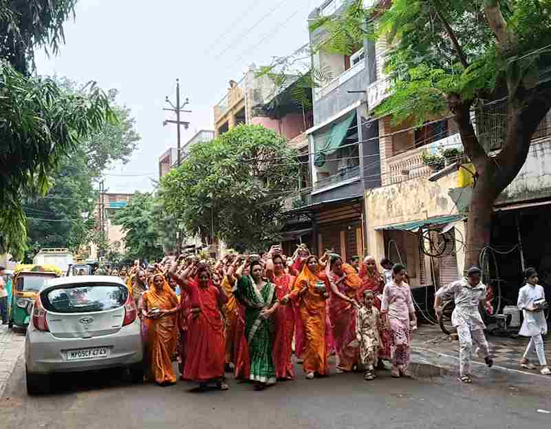 देवास में 7 दिवसीय गणेश महापुराण कथा का शुभारंभ, निकली भव्य कलश यात्रा